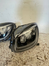 Laden Sie das Bild in den Galerie-Viewer, Frontscheinwerfer Smart Fortwo A4539069701 A4539069501260606726R Links Headlight SCH7745013354li