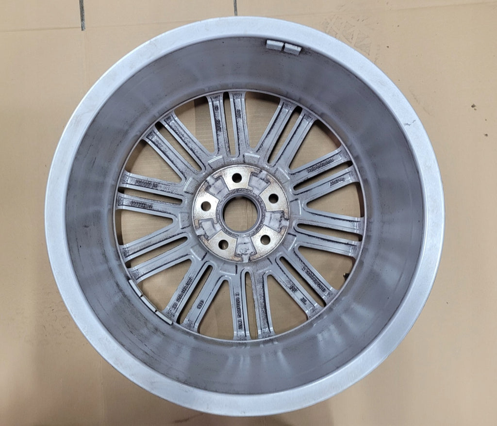 1x Alufelge 18 Zoll 8.0" 5x112 31ET Glanz Silber 8W0601025EE Audi A4 Rim Wheel FEL8589072667gw