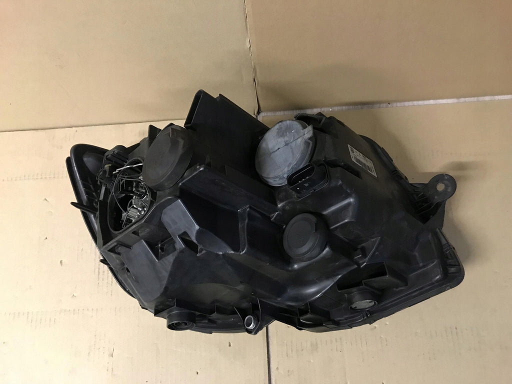 Frontscheinwerfer VW Transporter 7E1941015AD Ein Stück (Rechts oder Links)