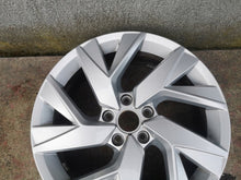Laden Sie das Bild in den Galerie-Viewer, 1x Alufelge 18 Zoll 7.0" 5x112 43ET 5NN601025P VW Tiguan Rim Wheel FEL8342359855qd