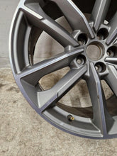 Laden Sie das Bild in den Galerie-Viewer, 1x Alufelge 19 Zoll 8.5" 5x112 38ET 83A601025B Audi Q3 Rim Wheel FEL7198941730bf