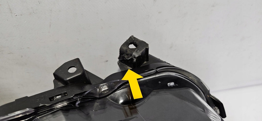 Frontscheinwerfer Toyota Auris 81130-02K30 Rechts Scheinwerfer Headlight