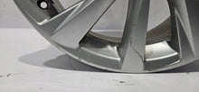 Laden Sie das Bild in den Galerie-Viewer, 1x Alufelge 17 Zoll 7.5&quot; 5x114.3 45ET Toyota Camry Rim Wheel