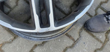Laden Sie das Bild in den Galerie-Viewer, 1x Alufelge 19 Zoll 7.5" 5x114.3 49 5ET 52910-S1730 Hyundai Santa I Rim Wheel FEL7320542854jx