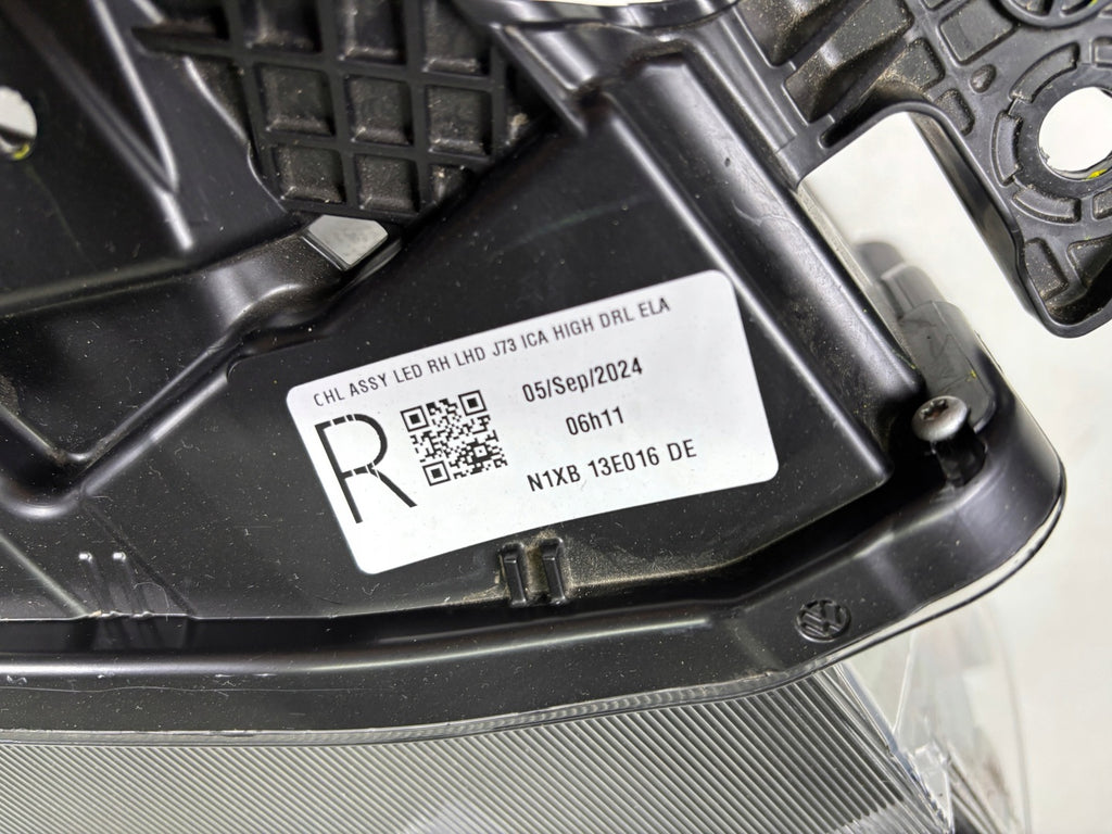 Frontscheinwerfer VW Amarok N1XB13E016DE Rechts Scheinwerfer Headlight SCH6654585349gh