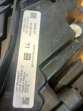 Laden Sie das Bild in den Galerie-Viewer, Frontscheinwerfer BMW 2 G42 5A320E5-08 5A320E6-08 Full LED Ein Satz Headlight SCH8882316874lo