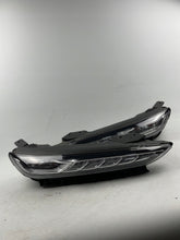 Laden Sie das Bild in den Galerie-Viewer, Frontscheinwerfer Hyundai Kona 92207-J9000 Ein Satz Scheinwerfer Headlight SCH9747809587gh