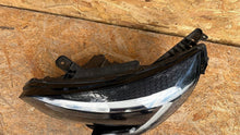 Laden Sie das Bild in den Galerie-Viewer, Frontscheinwerfer Renault Clio V 260609987R Full LED Links Headlight SCH1278077950xl