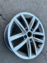 Load image into Gallery viewer, 1x Alufelge 16 Zoll 6.5" 5x112 5G0601025CS VW I Rim Wheel FEL6126144873vp