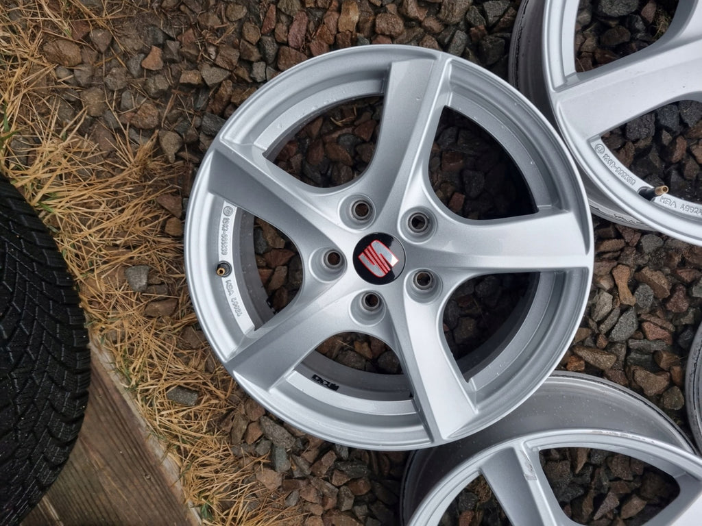 4x Alufelge 16 Zoll 6.5" 5x112 46ET Glanz KBA49924 Skoda Octavia I Golf FEL4160365622hl