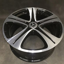 Laden Sie das Bild in den Galerie-Viewer, 4x Alufelge 18 Zoll 8.0" 5x112 43ET Glanz Silber A2134011400 Mercedes-Benz W213 FEL3789708026et