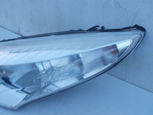 Laden Sie das Bild in den Galerie-Viewer, Frontscheinwerfer Renault Megane III 260100017R Ein Satz Scheinwerfer Headlight SCH1102419997yy