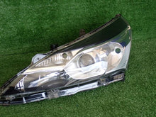 Load image into Gallery viewer, Frontscheinwerfer Toyota Verso 81150-0F61-00 Xenon Links Scheinwerfer Headlight SCH5032942473kp