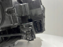 Laden Sie das Bild in den Galerie-Viewer, Frontscheinwerfer Mercedes-Benz Gla A2479064906 LED Links Scheinwerfer Headlight SCH9914199609jy
