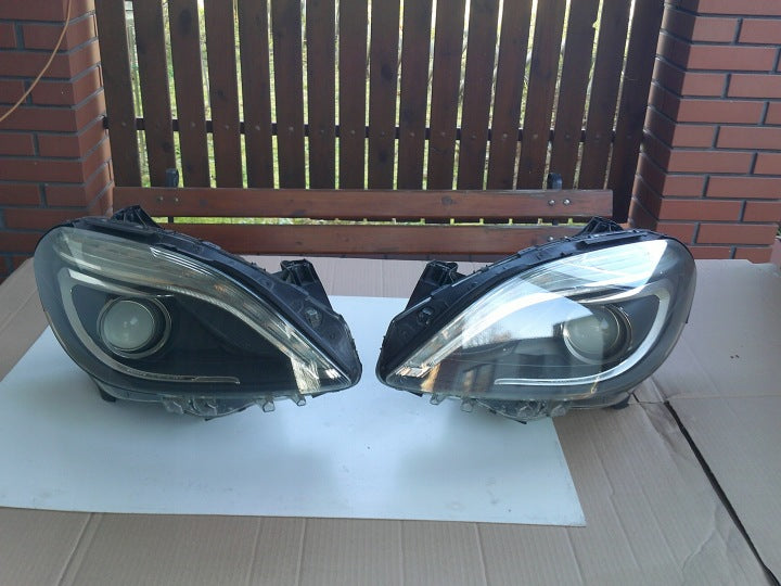 Frontscheinwerfer Mercedes-Benz A2468200739 A2468207861 Ein Satz Headlight SCH9882999579hq