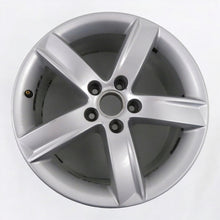 Load image into Gallery viewer, 1x Alufelge 17 Zoll 7.0&quot; 5x112 42ET Silber 4F0071497G Audi A6 C6 Rim Wheel