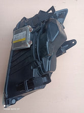 Laden Sie das Bild in den Galerie-Viewer, Frontscheinwerfer Ford Focus II 4M51-13101FA Xenon Ein Stück (Rechts oder Links) SCH1347523044mr