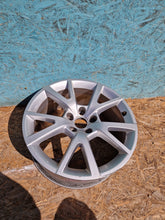 Load image into Gallery viewer, 1x Alufelge 18 Zoll 7.5&quot; 5x112 37ET Glanz Silber 4G0071498 Audi A6 C7 Rim Wheel