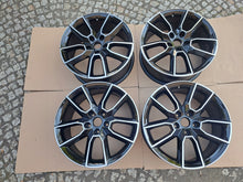 Laden Sie das Bild in den Galerie-Viewer, 4x Alufelge 18 Zoll 7.5" 5x112 51ET Glanz Schwarz 5E0601025 Skoda Octavia I FEL9121977051gd