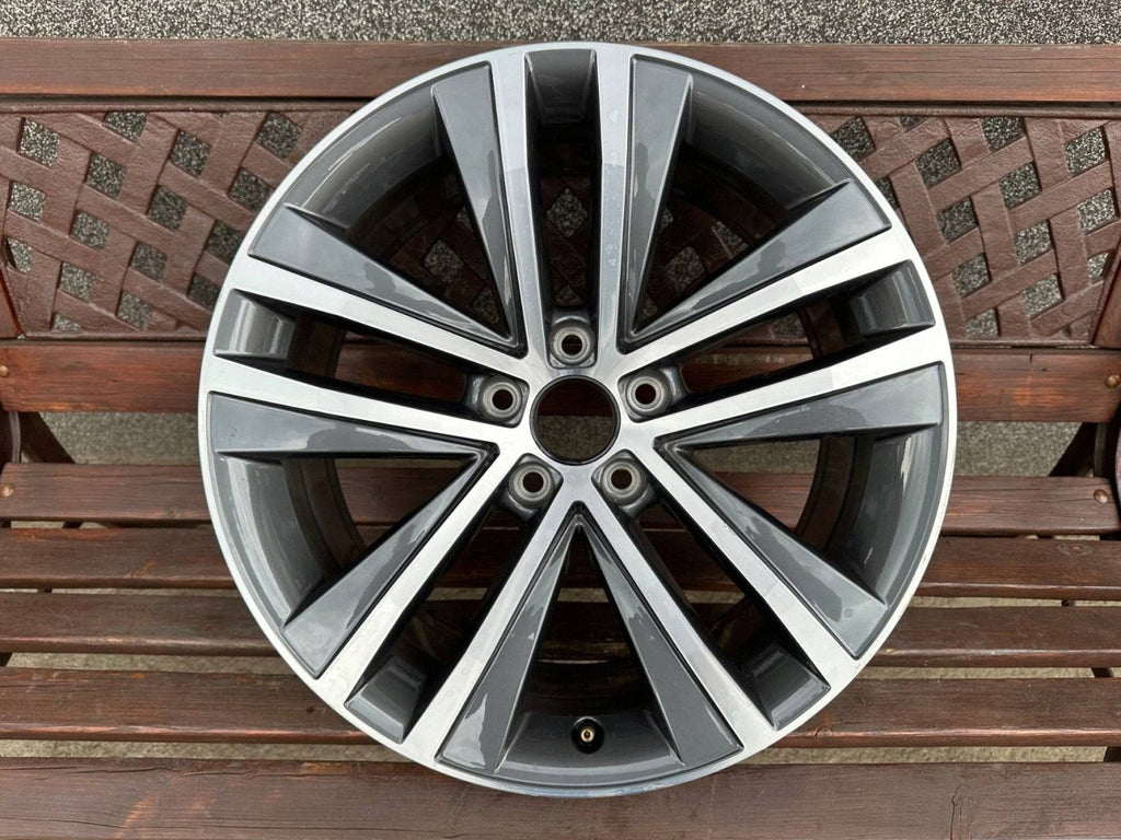 1x Alufelge 18 Zoll 5x112 7N0601025F VW Sharan Rim Wheel FEL6431712148pq