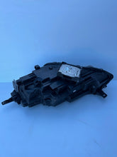 Laden Sie das Bild in den Galerie-Viewer, Frontscheinwerfer Ford Kuga III LV4B-13E016-AS Rechts Scheinwerfer Headlight SCH8515973763fo