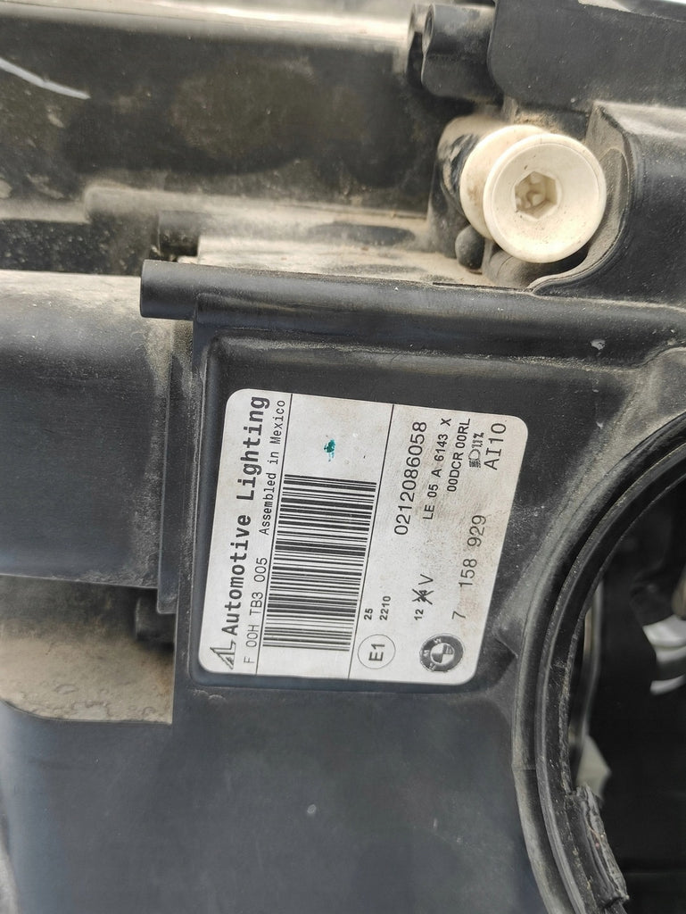 Frontscheinwerfer BMW X5 E70 7158929 Xenon Ein Stück (Rechts oder Links)