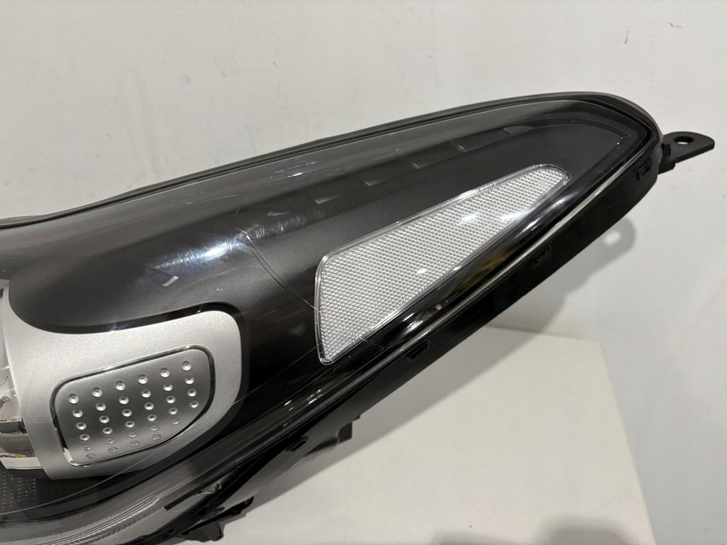 Frontscheinwerfer Kia Sportage IV Ein Stück (Rechts oder Links) Headlight SCH8784122466pp