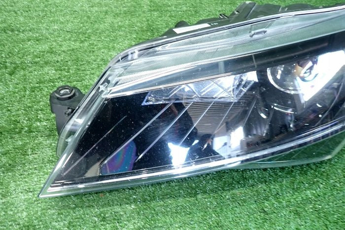 Frontscheinwerfer Skoda Superb III 3V1941015B Links Scheinwerfer Headlight SCH4515815622oc