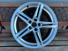 Load image into Gallery viewer, 1x Alufelge 18 Zoll 8.0&quot; 5x112 40ET 8W0601025R Audi A4 Rim Wheel
