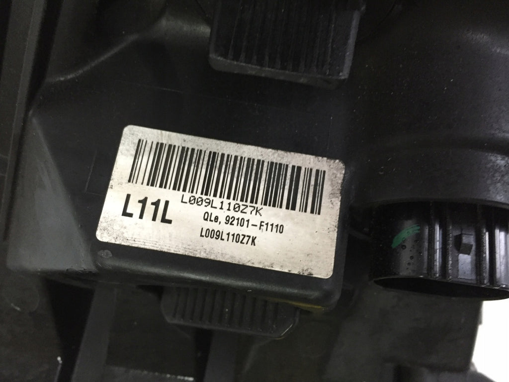 Frontscheinwerfer Kia Sportage IV 92102-F1110 92101-F1110 Xenon Ein Satz SCH9560126789nr