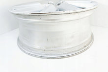 Laden Sie das Bild in den Galerie-Viewer, 1x Alufelge 17 Zoll 6.5&quot; 5x100 657601025 Skoda Scala Rim Wheel