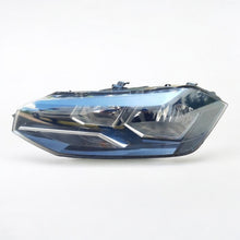 Load image into Gallery viewer, Frontscheinwerfer VW Polo 2G1941005 Links Scheinwerfer Headlight