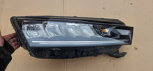 Load image into Gallery viewer, Frontscheinwerfer Skoda Octavia IV 5E4941016 Rechts Scheinwerfer Headlight SCH8042758134nd