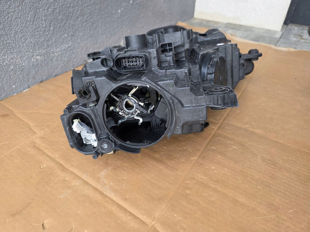 Frontscheinwerfer Audi A3 8V0941006E 90104457 Xenon Rechts Headlight SCH2115708741li