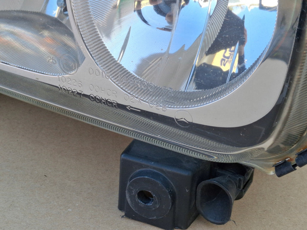 Frontscheinwerfer Mercedes-Benz A9678200361 Rechts Scheinwerfer Headlight SCH3032803308uk