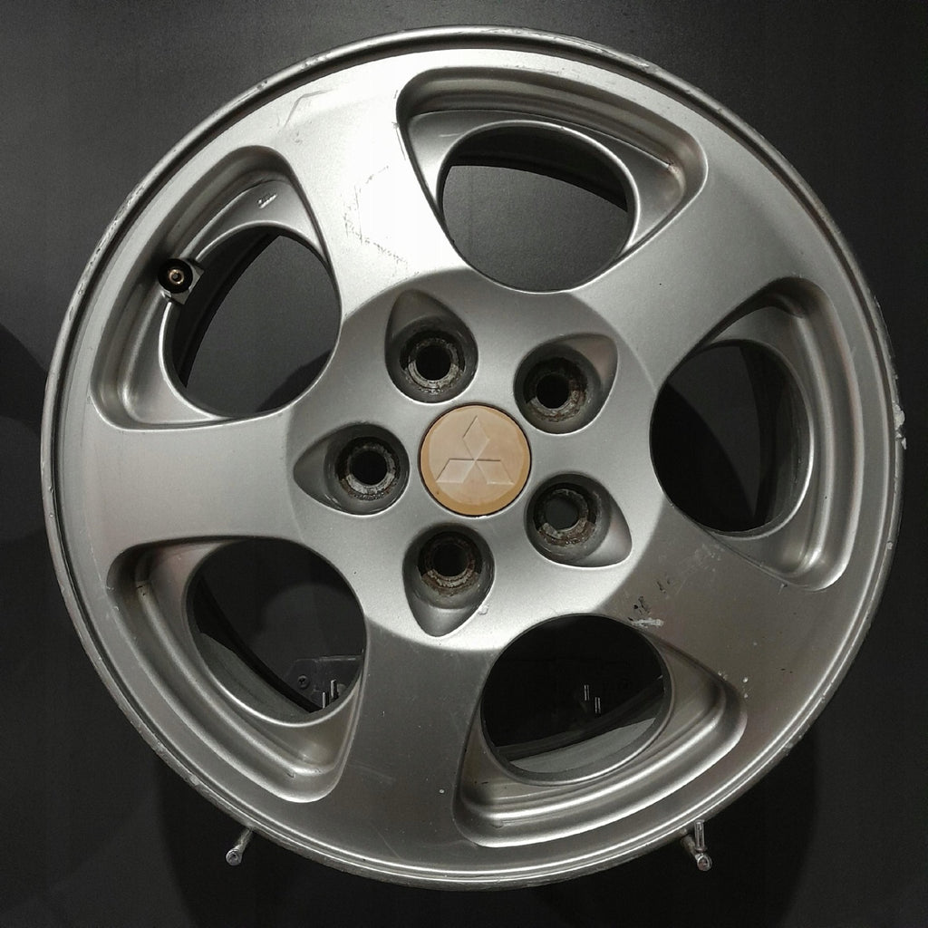 4x Alufelge 16 Zoll 6.0" 5x114.3 46ET Mitsubishi Pajero I Rim Wheel FEL6249446952bu