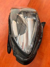 Load image into Gallery viewer, Frontscheinwerfer Mercedes-Benz W246 A2468200261 LED Rechts Headlight