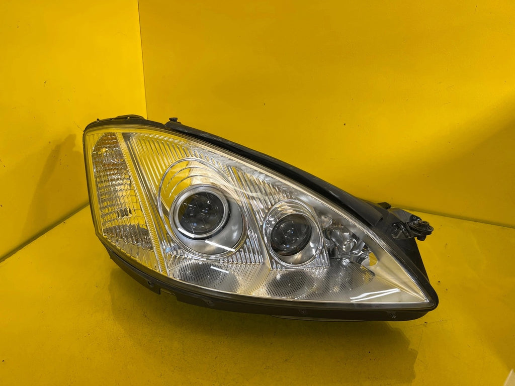 Frontscheinwerfer Mercedes-Benz W221 A2218204061 Xenon Rechts Headlight SCH3196373818ll