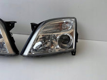 Load image into Gallery viewer, Frontscheinwerfer Opel Vectra C 155887-00 155888-00 Xenon Ein Satz Headlight SCH4093889525om