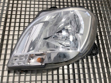 Laden Sie das Bild in den Galerie-Viewer, Frontscheinwerfer Daf 1ED010116-01 Links Scheinwerfer Headlight SCH1528113470pl