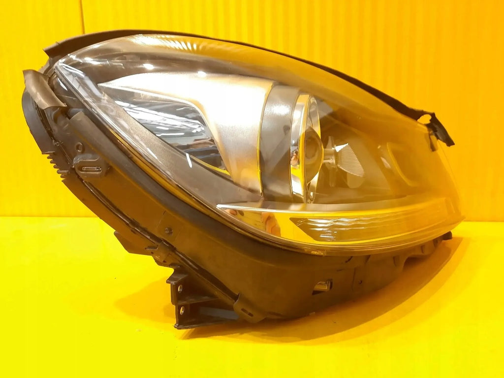 Frontscheinwerfer Mercedes-Benz W204 A2048205659 Xenon Rechts Headlight