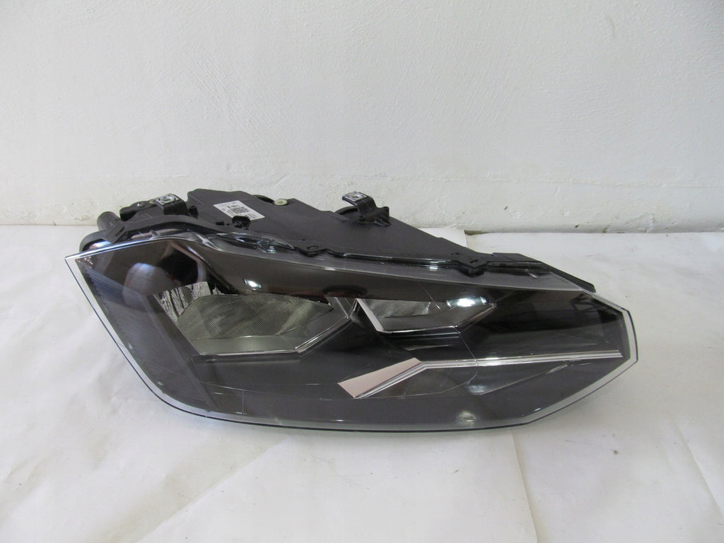 Frontscheinwerfer VW Polo 2G1941006 90099317 Rechts Scheinwerfer Headlight