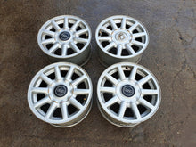 Load image into Gallery viewer, 1x Alufelge 15 Zoll 7.0&quot; 5x112 4A0601025B Audi A6 100 C4 Rim Wheel