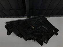 Laden Sie das Bild in den Galerie-Viewer, Frontscheinwerfer Skoda Superb III 3V1941015A LED Links Scheinwerfer Headlight