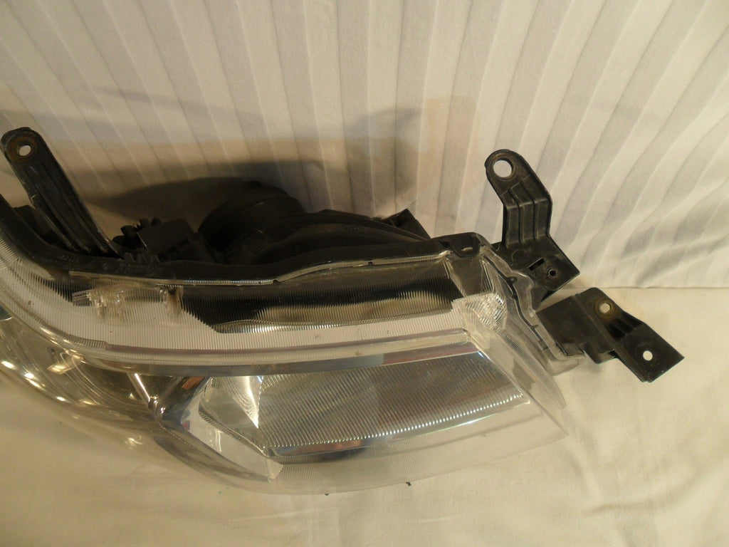 Frontscheinwerfer Toyota Hilux Rechts Scheinwerfer Headlight SCH2482994734vw