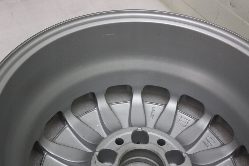 1x Alufelge 15 Zoll 6.0" 5x112 49ET 2014011102 Mercedes-Benz Rim Wheel FEL2393353944qb