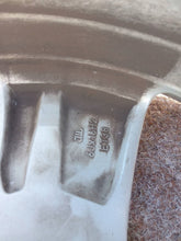 Load image into Gallery viewer, 1x Alufelge 16 Zoll 5x100 657601025 Skoda Scala Rim Wheel FEL6766105624xb