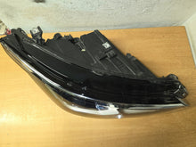 Laden Sie das Bild in den Galerie-Viewer, Frontscheinwerfer VW Golf VIII 5H1941005 5H1941006 LED Rechts oder Links SCH7664024849oh