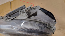 Laden Sie das Bild in den Galerie-Viewer, Frontscheinwerfer Mercedes-Benz W220 A2208200861 Xenon Rechts Headlight SCH7756241320ph