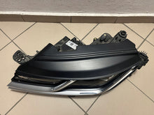 Laden Sie das Bild in den Galerie-Viewer, Frontscheinwerfer VW 3G8941035 Links Scheinwerfer Headlight SCH3370875346ai